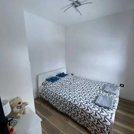 Skylux 7 * יהורינה