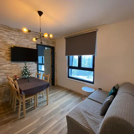 Skylux 7 Apartment *